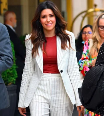 Camille Vasquez, a professional woman